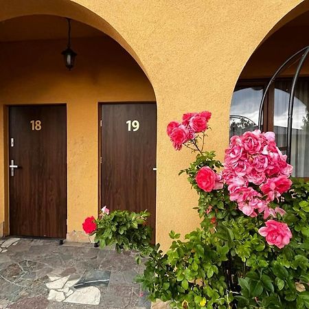 Hotel U Grubego Wielogora Bagian luar foto